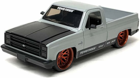 1985 Chevrolet C-10 pick-up modelauto 1:24 van Maisto