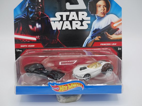 2 star wars auto's Darth Vader en Princess Leia. van Hot Wheels
