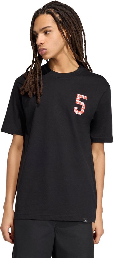 adidas Performance AUDI REVOLUT F1 TEAM GABRIEL BORTOLETO GRAPHIC T-SHIRT - Unisex - Zwart van Merkloos