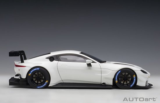 Aston Martin Vantage GTE Le Mans Pro 2018 - 1:18 - AUTOart van Aston Martin