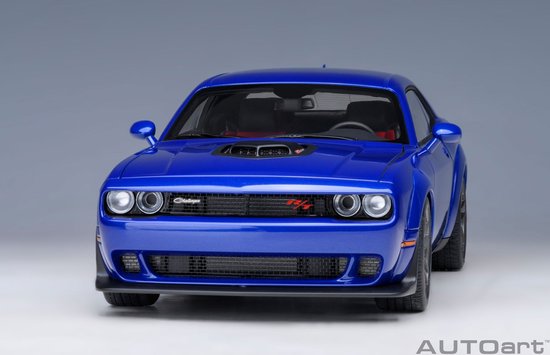 AUTOart 1/18 Dodge Challenger R/T Scat Pack Shaker Widebody, Indigo Blue (71772) van AUTOart