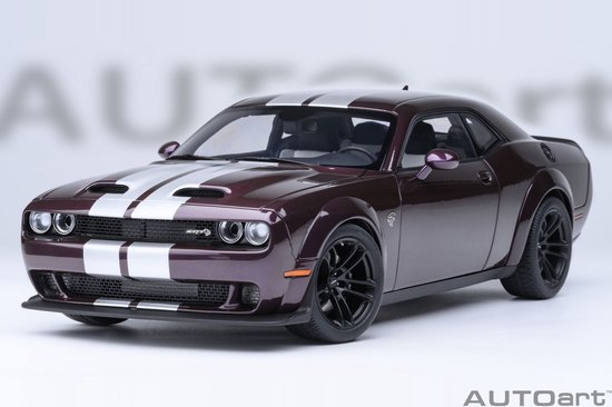 AUTOart 1/18 Dodge Challenger SRT Jailbreak, Hellraisin van Merkloos
