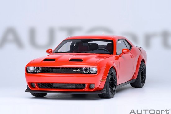 AUTOart 1/18 Dodge Challenger SRT Jailbreak, Torred van Merkloos