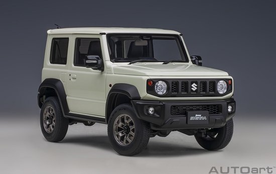 AUTOart 1/18 Suzuki Jimny Sierra (JB74), Pure White Pearl van AUTOart