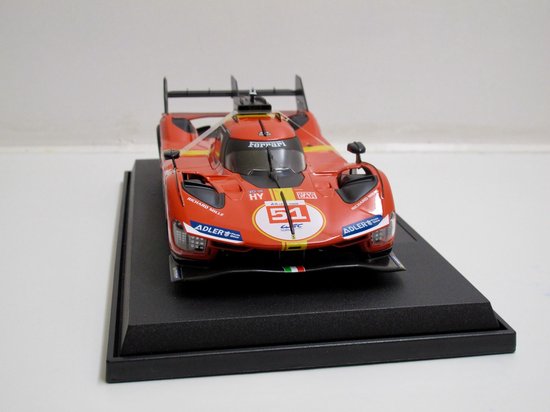 Bburago 1/18 Ferrari 499P #51 Calado / Giovinazzi / Pier Guidi 24h Le Mans Winner 2023 van Merkloos