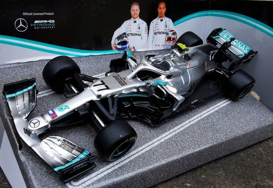 Bburago 1:43 Mercedes F1 W10 EQ Power+ V. Bottas schaalmodel van Bburago