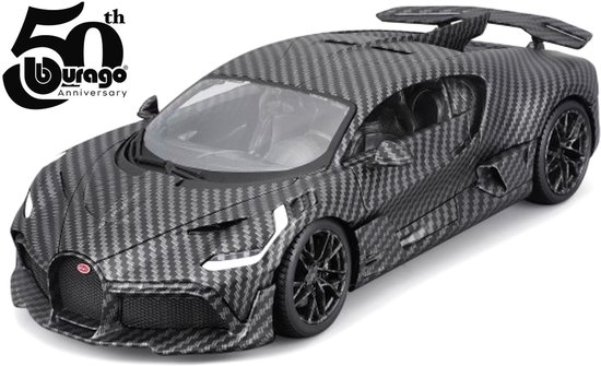 Bburago - Bugatti Divo - Carbon Black - schaal 1:18 - Bburago 50th anniversary - limited edition van Bburago