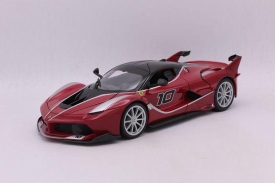 Bburago  FERRARI FXX-K #10 RACE & PLAY rood/zwart schaalmodel 1:18 van Bburago