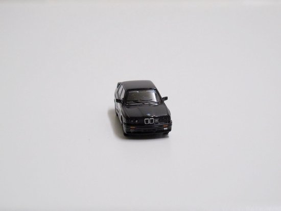 BMW M3 (E30) 1986 - 1:87 - Minichamps van Minichamps