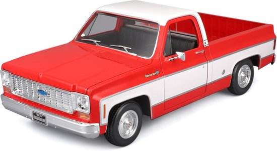 Chevrolet C10 Cheyenne Super 1974 - 1:18 - Maisto van Maisto