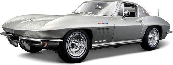 Chevrolet Corvette 1965 - 1:18 - Maisto van Maisto