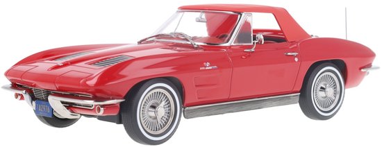 Chevrolet Sting Ray Convertible Norev Modelauto 1:18 1963 189056 Schaalmodel van Chevrolet