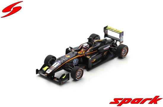 Dallara F3 #7 4th Macau Grand Prix FIA F3 International Cup 2015 - 1:43 - Spark van Spark