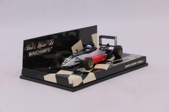 Dallara Mugen Honda F301 A. Davidson Runner-Up British F3 Championship 2001 1:43 Minichamps Wit / Zwart / Rood 400 010305 van Minichamps