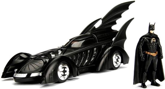 DC Comics: Batman Forever - Batmobile and Batman 1:24 Scale Set van Merkloos