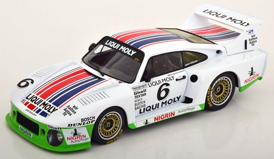 De 1:18 Diecast Modelauto van de Porsche 935J Team Liqui Moly #6 van de DRM Spa Francorchamps van 1980. De rijder was R. Stommelen. De fabrikant van het schaalmodel is MCG. Dit model is alleen online beschikbaar. van MCG