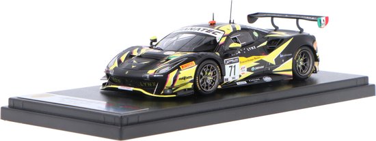 De 1:43 Diecast Modelauto van de Ferrari 488 GT3 Evo Iron Lynx #71 van de 24H Spa 2021. De rijders waren A. Fuoco / C. Ilott en D. Rigon. De fabrikant van het schaalmodel is Looksmart. van Looksmart