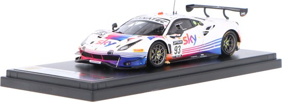 De 1:43 Diecast Modelauto van de Ferrari 488 GT3 Evo Sky Tempesta Racing #93 van de 24H Spa 2021. De rijders waren C. Froggatt / J. Hui / M. Cressonni en E. Cheever. De fabrikant van het schaalmodel is Looksmart. van Looksmart