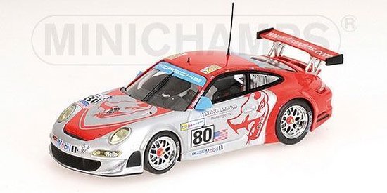 De 1:43 Diecast Modelcar van de Porsche 911 GT3 RSR , Flying Lizard Motorsport #80 van de 24H LeMans 2008.De rijders waren Van Overbeek / Bergmeister en Neiman.Dit schaalmodel is beperkt door 672 stuks. De fabrikant is Minichamps.Dit model is alleen van Minichamps