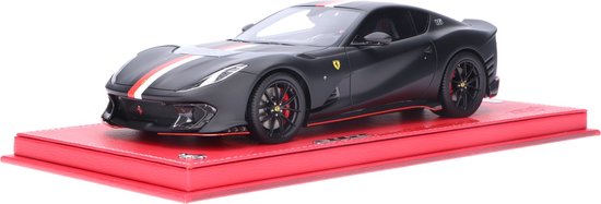 Ferrari 812 Competizione Charles Leclerc #16 BBR Models Modelauto 1:18 2021 P18234 van Ferrari
