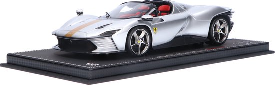 Ferrari Daytona SP3 BBR Models Modelauto 1:18 2021 P18214G Schaalmodel van Ferrari