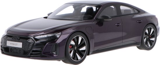 GT Spirit Audi RS E-Tron GT Velvet Violet 1:18 van GT Spirit