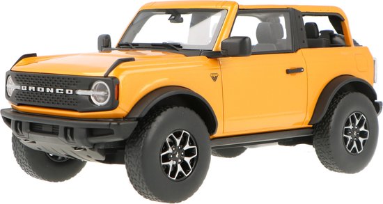 GT Spirit resin modelauto GT858 - Ford Bronco Badlands Cyber Orange 2021  1:18 van GT Spirit