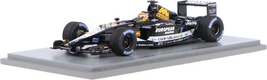 Het 1:43 Diecast model van de Minardi PS01 #20 van 2001. De bestuurder was A. Young. De fabrikant van het schaalmodel is Spark.Dit model is alleen online beschikbaar van Spark