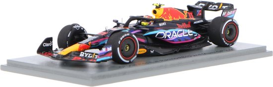 Het 1:43 Diecast-model van het Red Bull RB19 Team Oracle Red Bull Racing #11 van de Miami GP van 2023. De rijder was Sergio Perez. De fabrikant van het schaalmodel is Spark. Dit model is alleen online verkrijgbaar van Spark