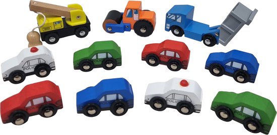 Houten auto set van 11 stuks past op een treinbaan met rails afmeting auto ca 8 x 5 x 3,3 cm van Beeztees