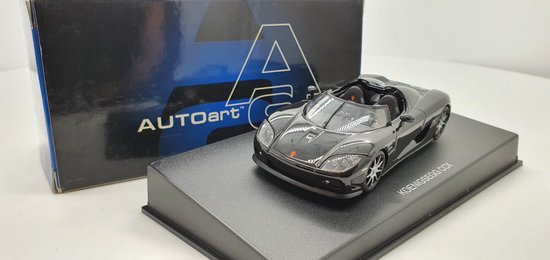 Koenigsegg CCX zwart metallic 1:43 AutoArt van AUTOart