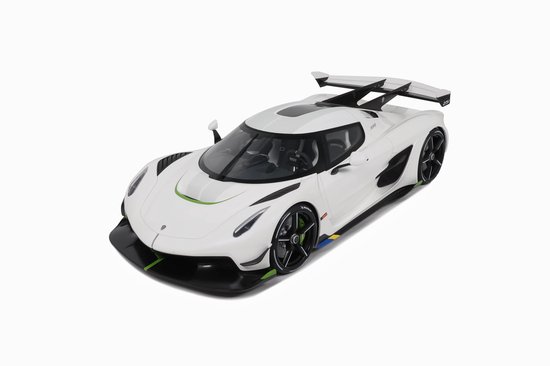 Koenigsegg Jesko Attack (White) 1:8 GT-Spirit GTS801301 van Merkloos
