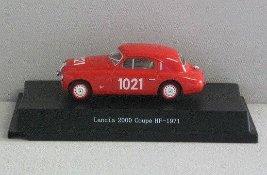 Lancia 2000 Coupé HF #1021 1971 - 1:43 - Starline Models van Lancia