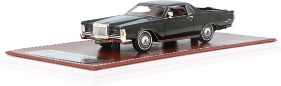 Lincoln Lincoln Mark III Farm & Ranch Special GIM Modelauto 1:43 1971 GIM012b Schaalmodel van GIM