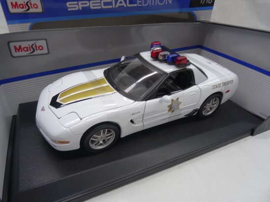 Maisto CHEVROLET CORVETTE Z06 POLICE 2001 Wit/goud/zwart schaalmodel 1:18 van Maisto