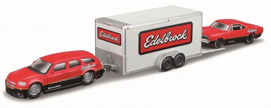 Maisto Dodge Magnum R/T 2006 & Charger R/T 1969 met aanhanger 1:64 van Maisto
