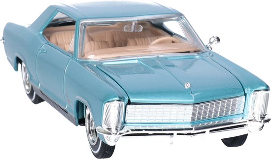 Maisto modelauto/speelgoedauto Buick Riviera 1965 - lichtblauw - schaal 1:24/22 x 8 x 6 cm van Maisto
