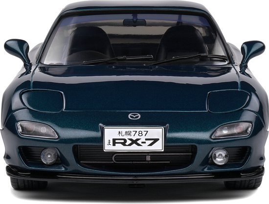 Mazda RX7 Type RS (FD3S) 1994 - 1:18 - Solido van Solido