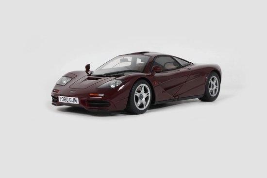 McLaren F1 (Red) 1:18 GT-Spirit GT534 van Merkloos