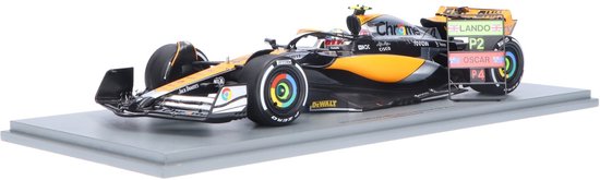 McLaren MCL60 Spark Modelauto 1:18 2023 Lando Norris McLaren Formula 1 Team 18S903 British GP van Spark