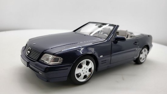 Mercedes 500 SL 1998-2001 Blauw metallic 1:18 Norev van Mercedes
