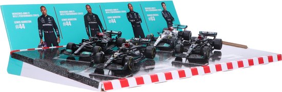 Mercedes-AMG F1 W12 / W13 / W14 Bburago Modelauto 1:43 2021 / 2022 / 2023 Lewis Hamilton / George van Merkloos