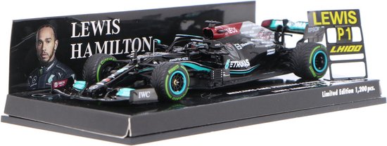 Mercedes-AMG Petronas F1 Team W12 E Performance #44 Sotchi GP 2021 - 1:43 - Minichamps van Minichamps