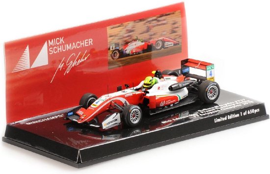 Mercedes F317 Prema Theodore Racing #4 F3 European Champion 2018 - 1:43 - Minichamps van Mercedes