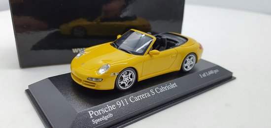 Minichamps Porsche 911 Carrera S Cabriolet 1:43 2005 Geel - Modelauto - Schaalmodel - Model auto - Miniatuurautos - Miniatuur auto van Minichamps