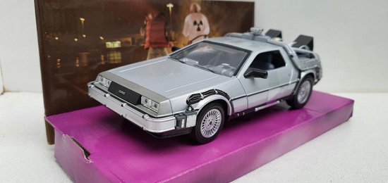Modelauto DeLorean - Back to the Future I 1:24 van Jada Toys