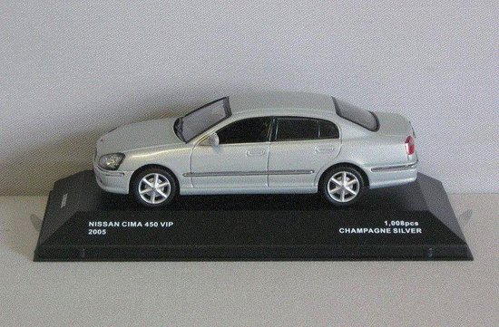Nissan Cima 450 VIP 2005 - 1:43 - J-Collection van Nissan