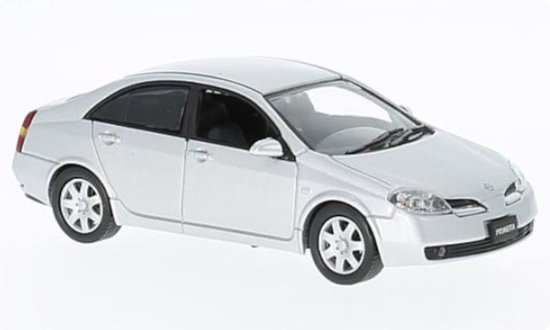 Nissan Primera 2001 Zilver - Model 1/43 - First:43 van Nissan