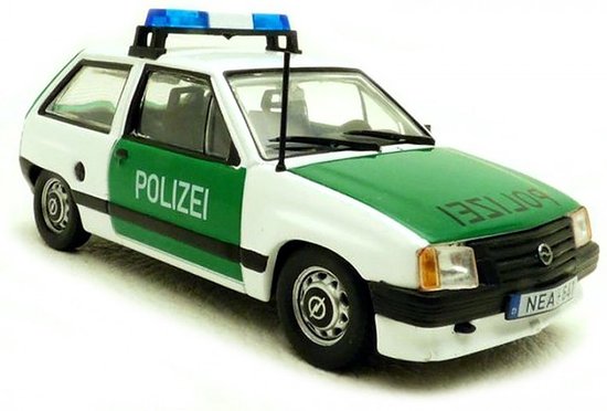 OPEL CORSA A POLIZEI (1982) (OPEL93) 1:43) van Atlas Editions