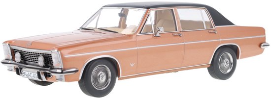Opel Diplomat V8 Norev Modelauto 1:18 1969 183689 Schaalmodel van Norev